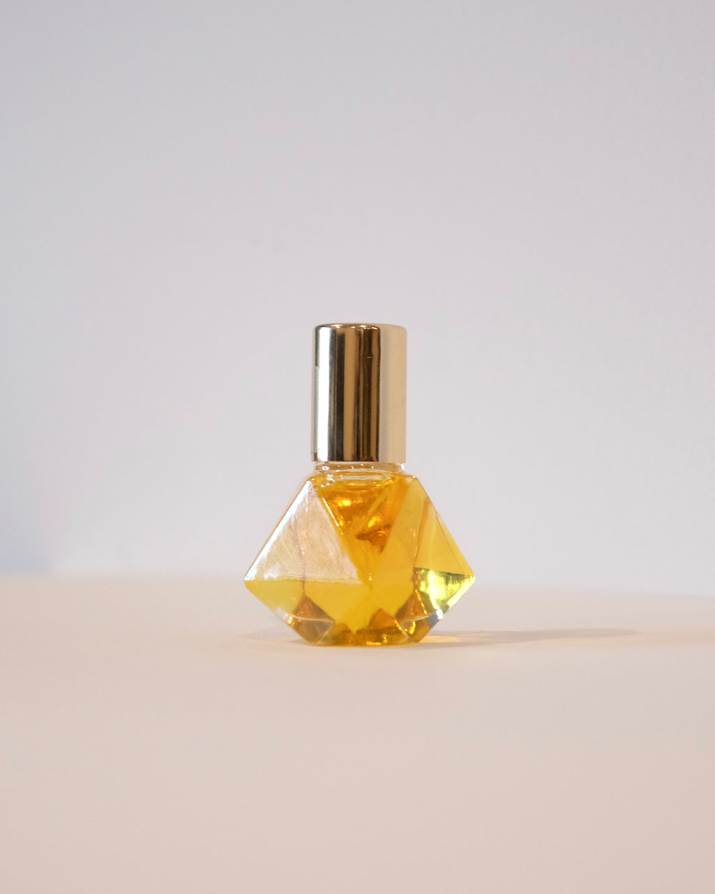 Amara — Vanilla & Agarwood Perfume Oil | Our Best-Selling Arabic Fragrance