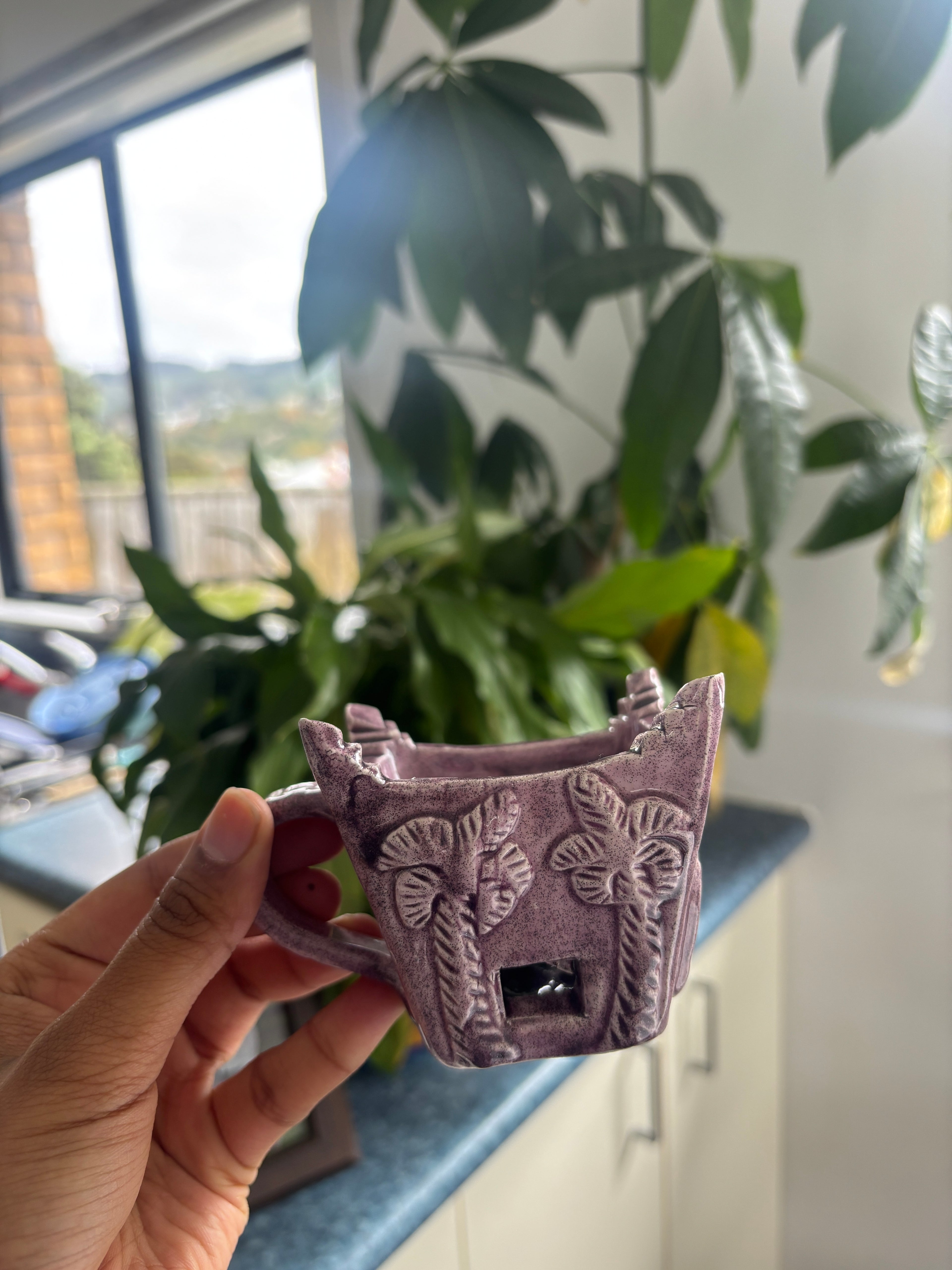 Ceramic bukhoor holder