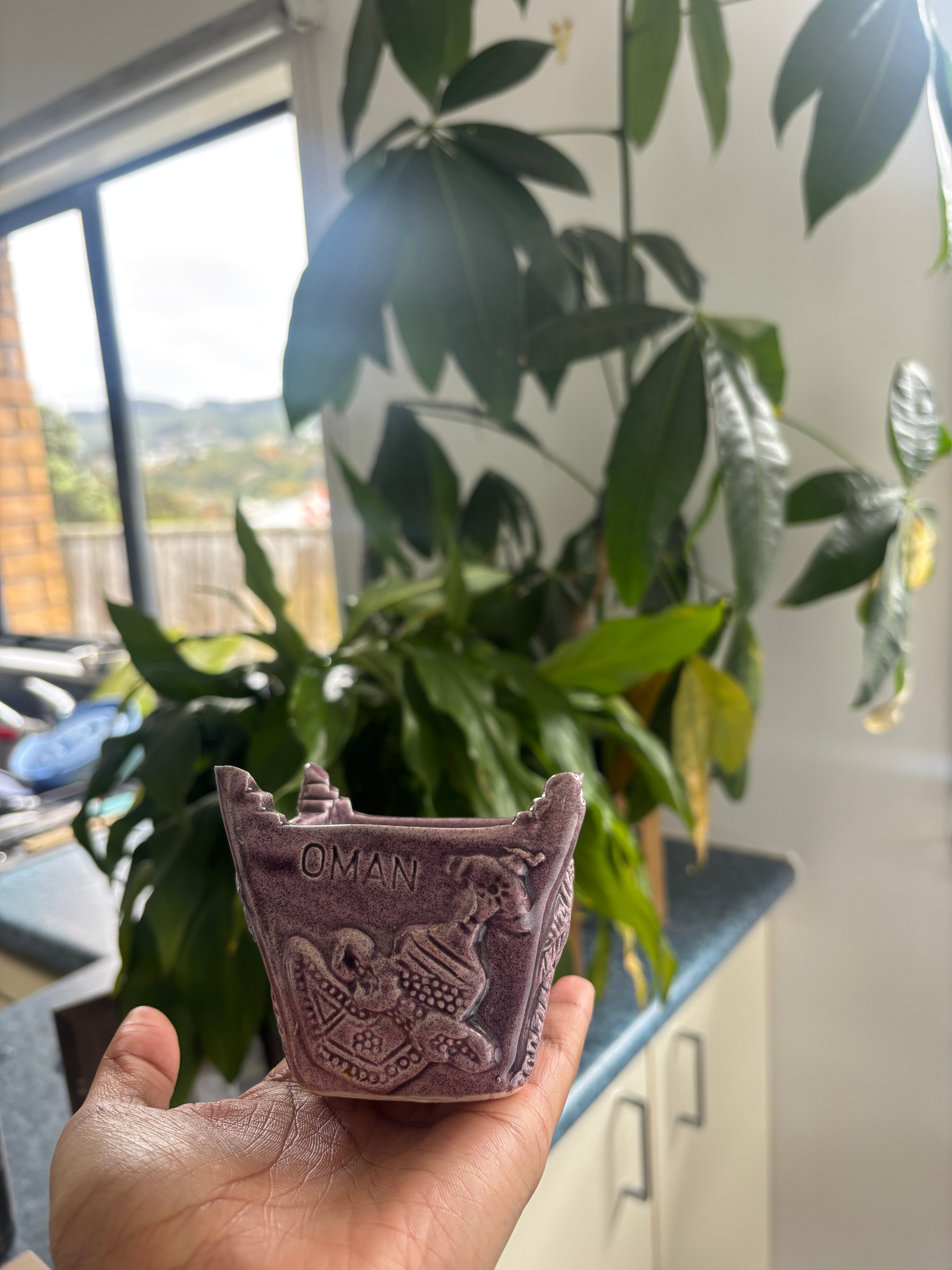 Ceramic bukhoor holder